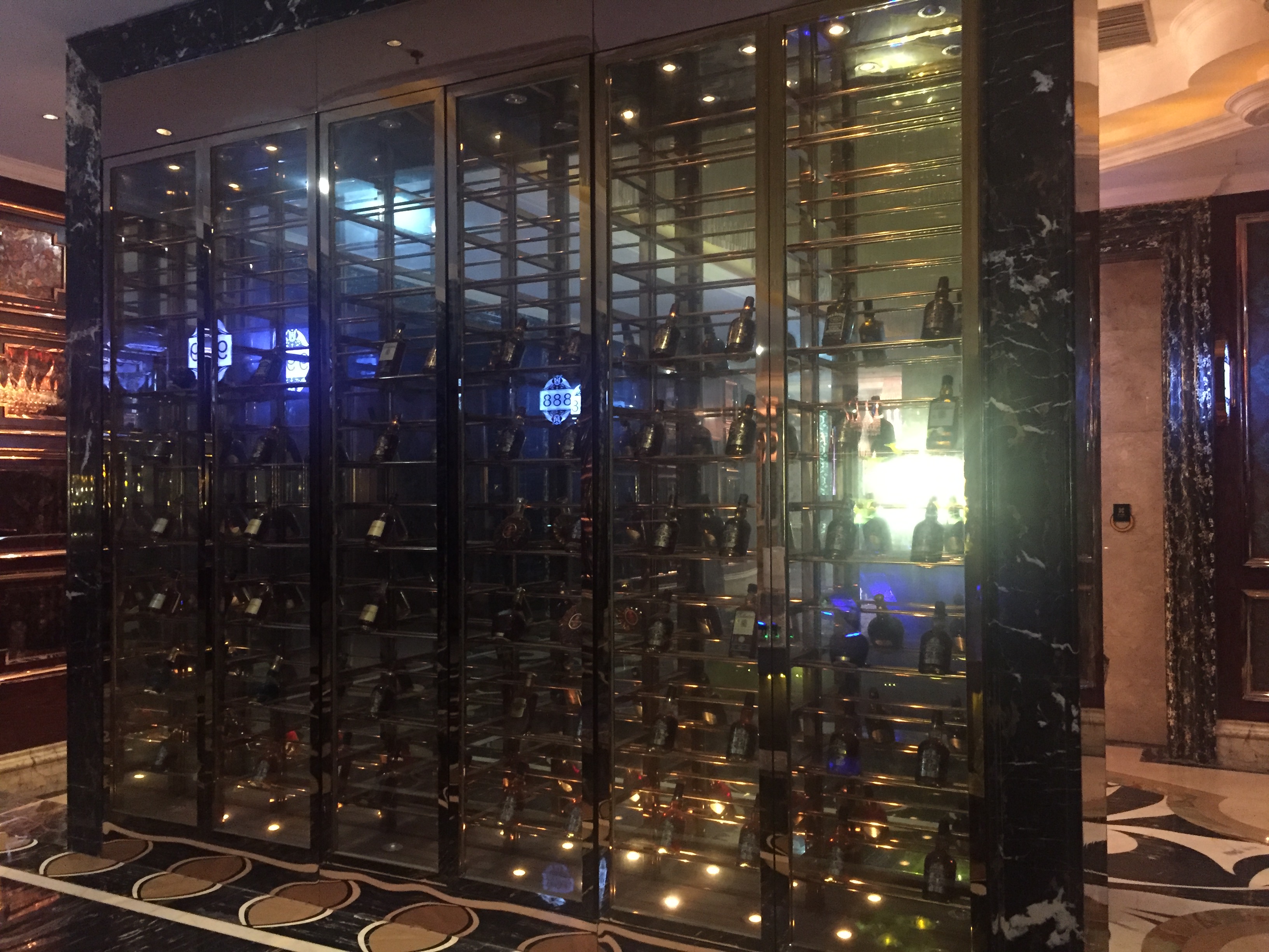 仿旧不锈钢酒架