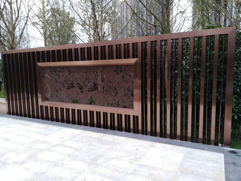 园林不锈钢展示区.jpg