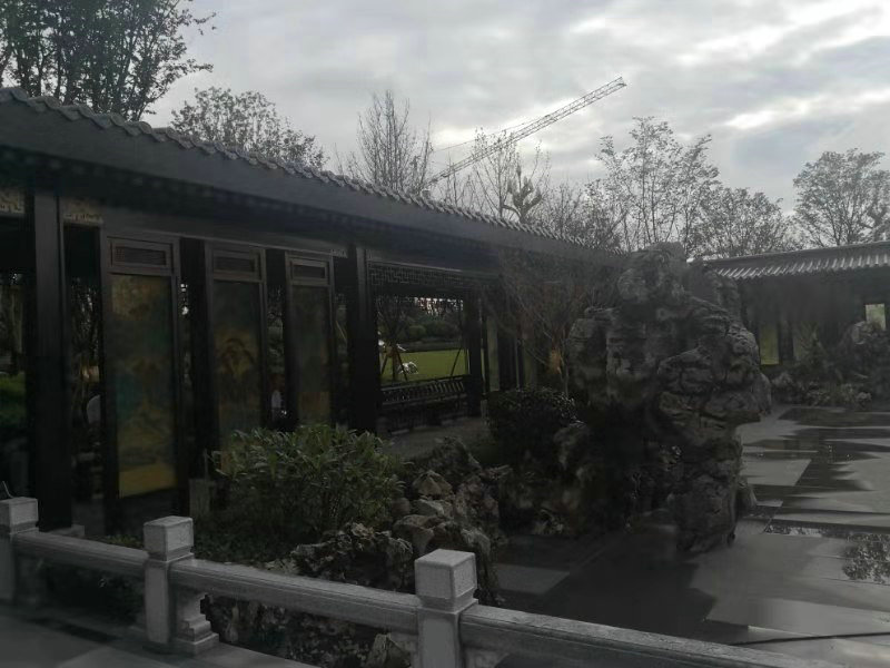鸿通地产南充公园1988不锈钢工程.jpg