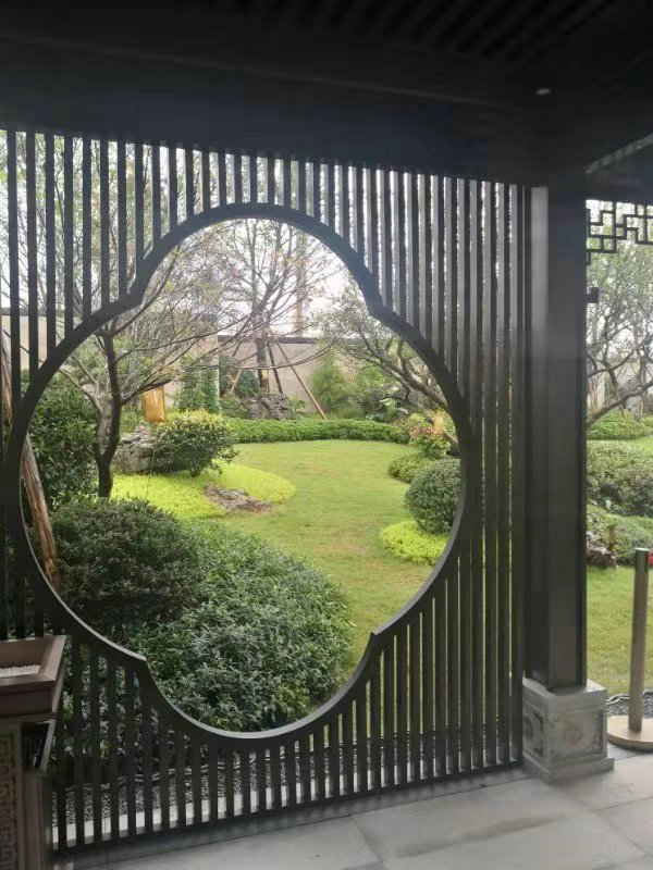 鸿通地产南充公园1988 不锈钢工程.jpg
